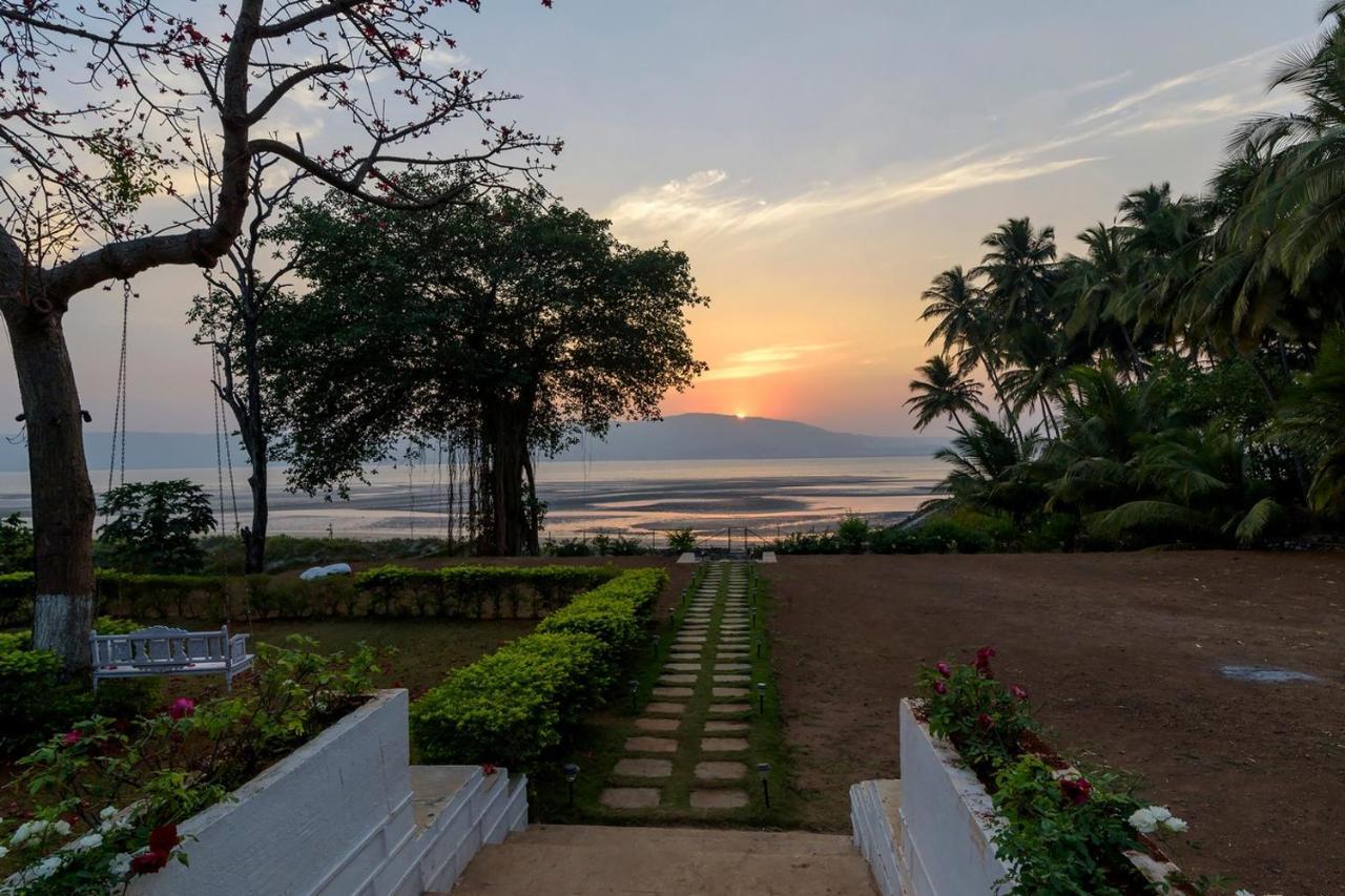 Saffronstays Little Paradise, Murud Exterior photo
