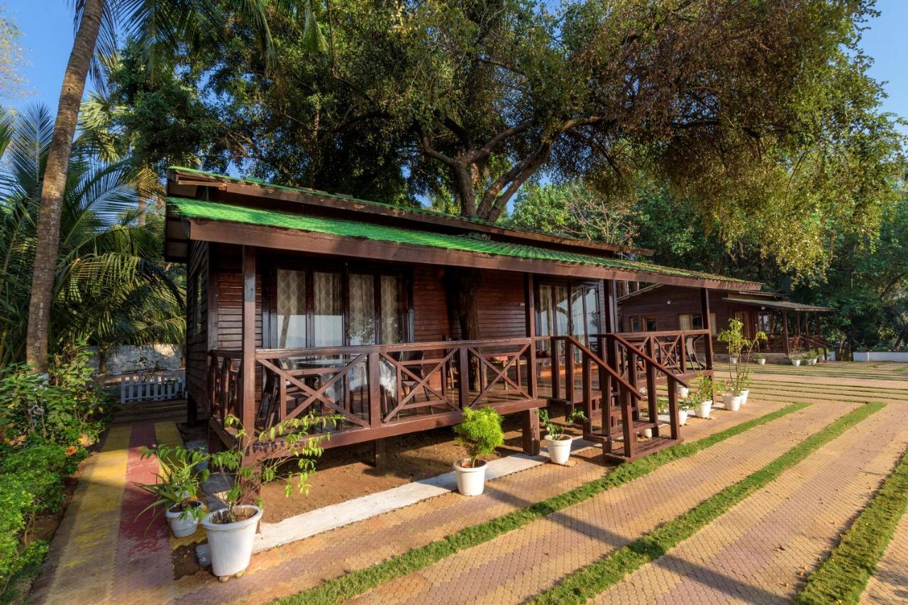 Saffronstays Little Paradise, Murud Exterior photo